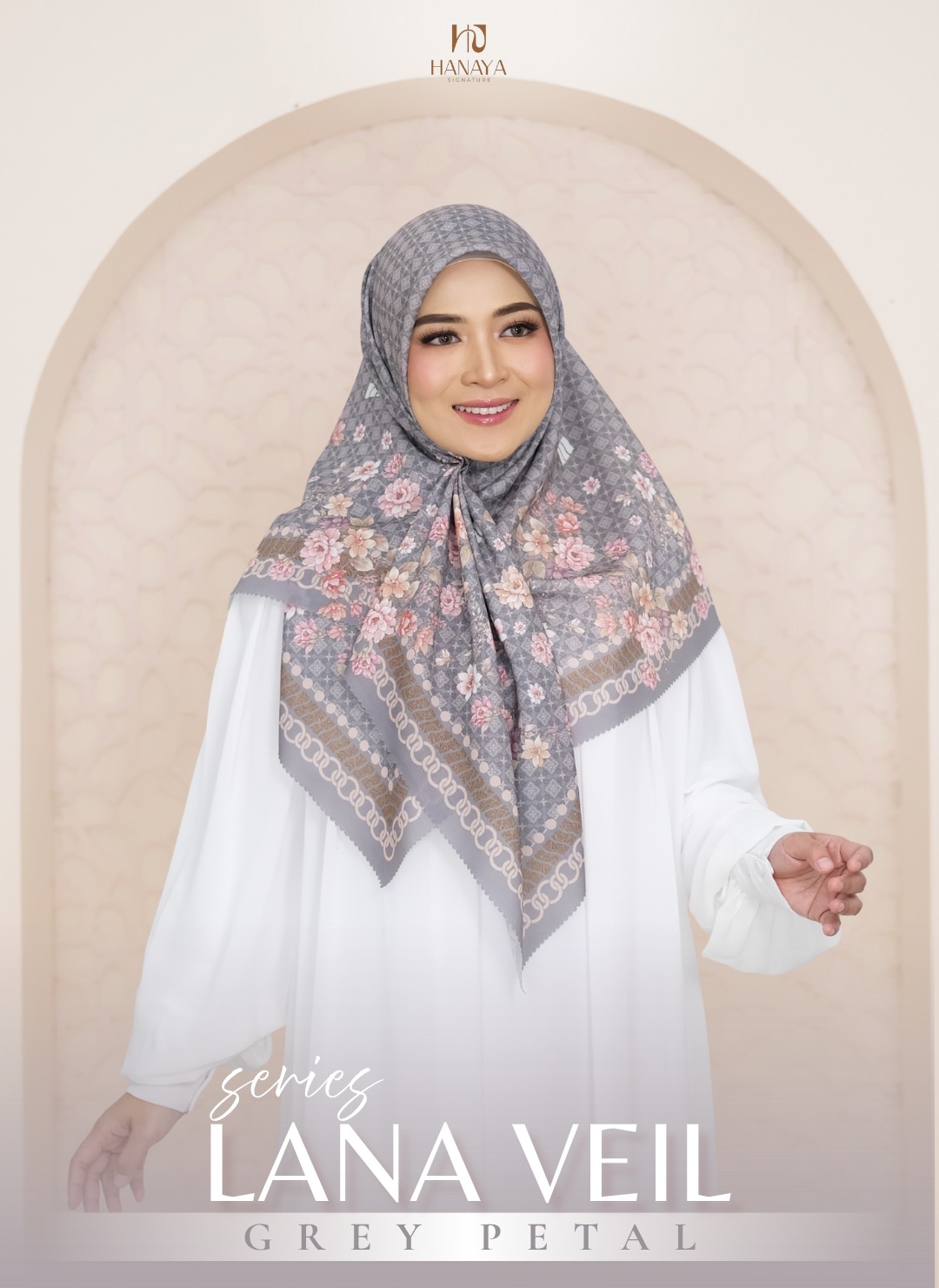 LANA VEIL & HILYA BLOSOOM